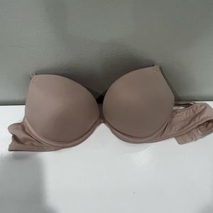 Victoria Secret 34B Push-up Bra